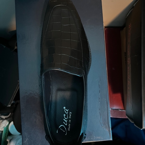 Dress shoes